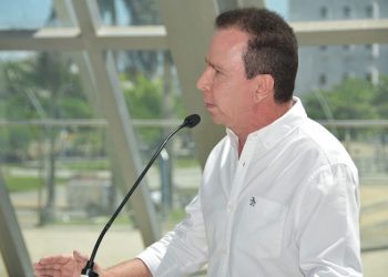 El diputado Federico Ucrós, rechaza los cobros excesivos de la empresa Air-e a los atlanticenses