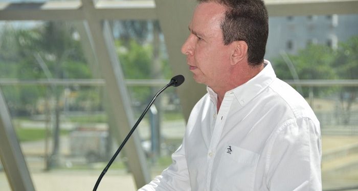 El diputado Federico Ucrós, rechaza los cobros excesivos de la empresa Air-e a los atlanticenses