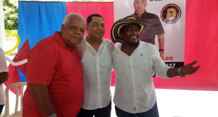 En Palmar de Varela, Jorge Contreras U64, se presentó al lado de Leopoldo Gómez, candidato a la Alcaldía de Palmar con unen fuerza para alcanzar la victoria del triunfo este 29 de octubre.