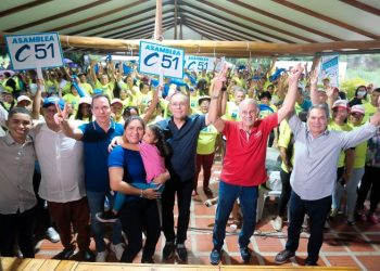 Federico Ucrós resalta la importancia de garantizar el acceso a la educación para la juventud