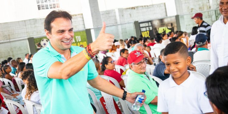 Candidato Alfredo Varela aplaude medidas contra compra de votos