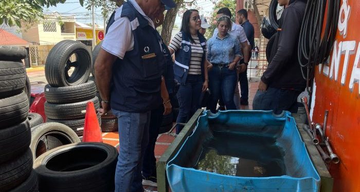 Casa a casa, Distrito realiza búsqueda activa comunitaria para prevenir el dengue