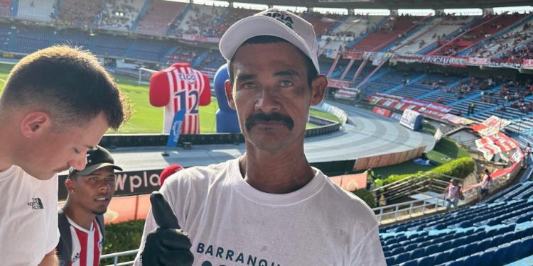 Campaña Barranquilla Limpia y Linda recogió 400 kilos de residuos en el Metro