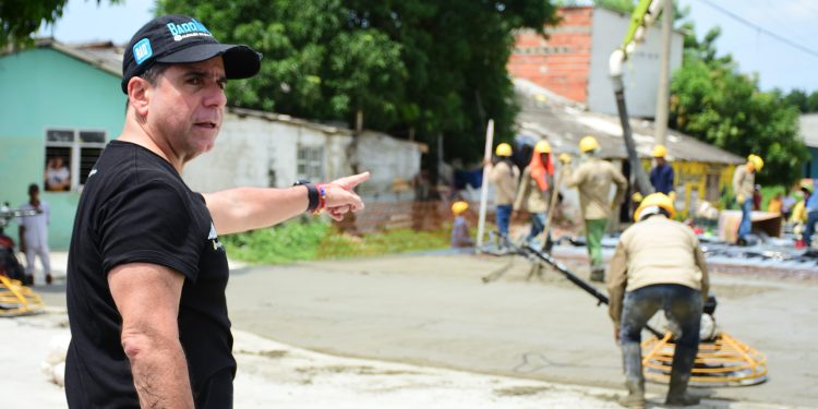 Se cierra la herida de Rebolo: comenzó vaciado de losa en el Gran Malecón del Suroriente