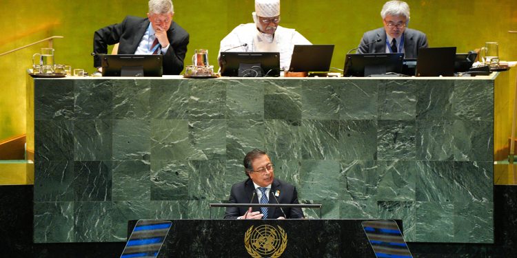 Una democracia global que planifique I. A. con energías limpias y permita emancipar a la humanidad: visión del presidente Petro en la ONU