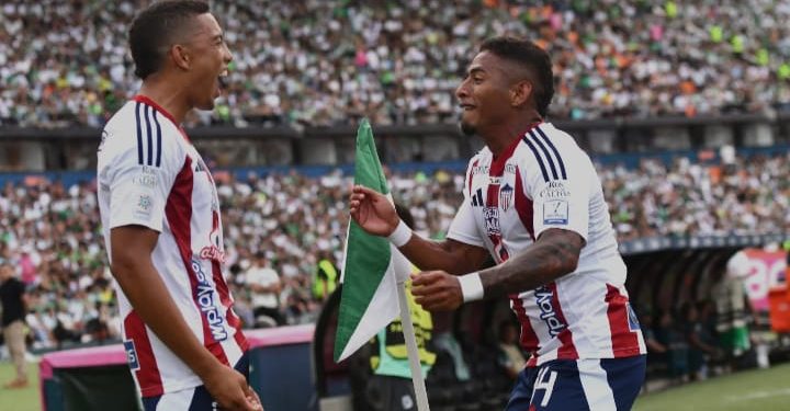 Junior venció a Nacional en Medellín