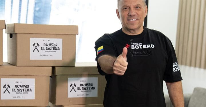 Santiago Botero, el primero en entregar firmas, reafirma: “No tengo jefe político ni jefe económico”