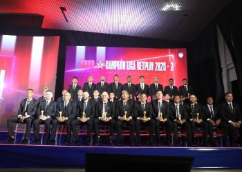 Alcaldía y líderes de las barras junioristas invitan a la hinchada a vivir la fiesta del fútbol en paz y de manera segura 
