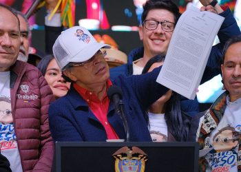 Presidente Petro anunció que salario vital mantiene aumento del 23,7% en decreto provisional presentado al Consejo de Estado