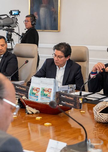 Presidente Petro ordena la liquidación de las EPS que estén en quiebra