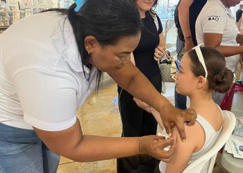 Barranquilla tiene disponibles 44.700 vacunas contra el sarampión y fortalece vigilancia sanitaria