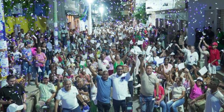 Más de 4.000 personas respaldan a Winsner Sandoval en masiva reunión liderada por Julio Cabrera en Soledad
