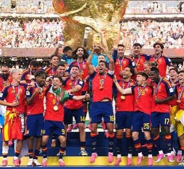 España destrona a Argentina y vuelve a conquistar la Copa del Mundo en una final marcada por la tensión