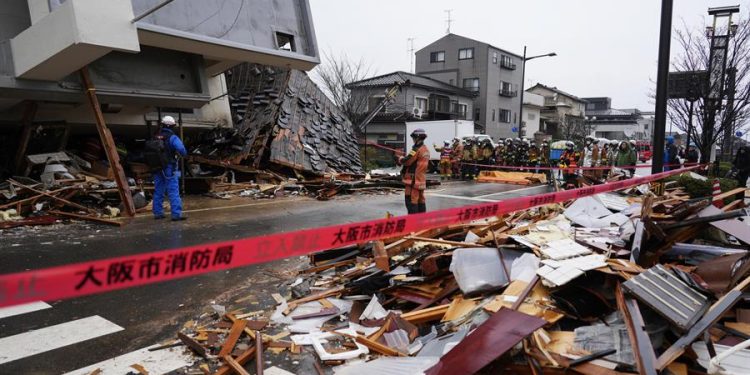 Fuerte terremoto de magnitud 7,1 sacude el sur de Japón: al menos 50 heridos y graves daños en infraestructura