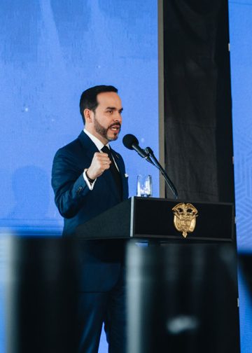 Presidente De La Espriella a los Alcaldes: “la paz no se puede construir sobre las intimidaciones de quienes empuñan las armas”
